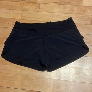 Lululemon, size 8, speed up shorts black